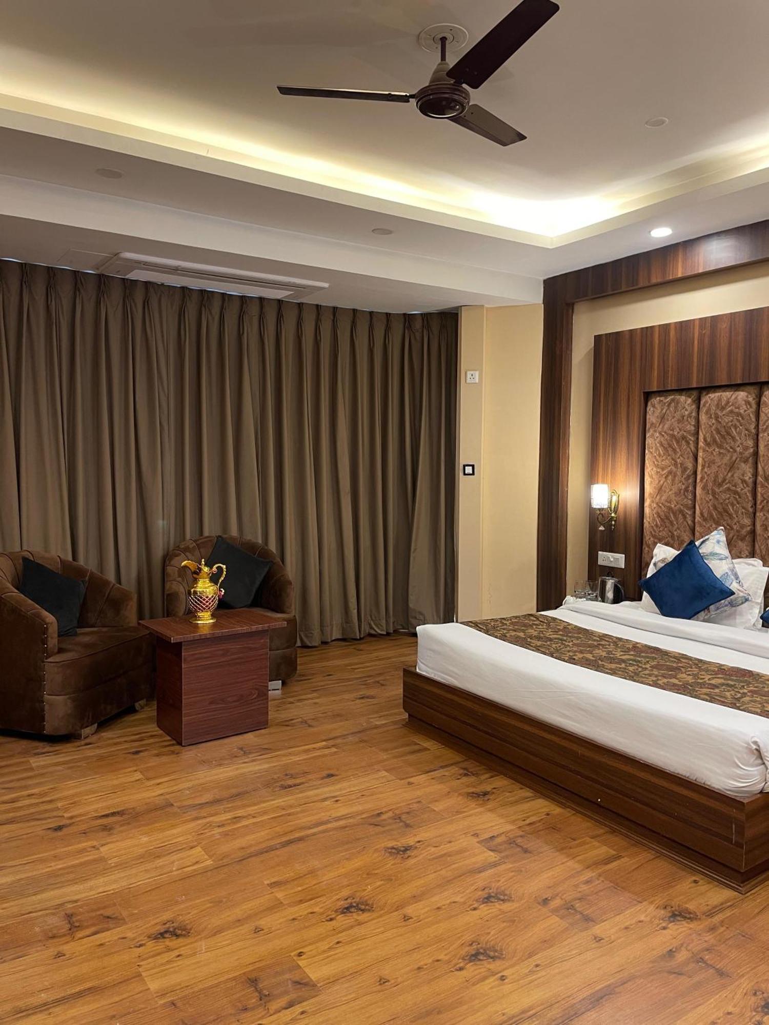 Hotel Zoon Dabb Srinagar Airport Kashmir Exterior photo