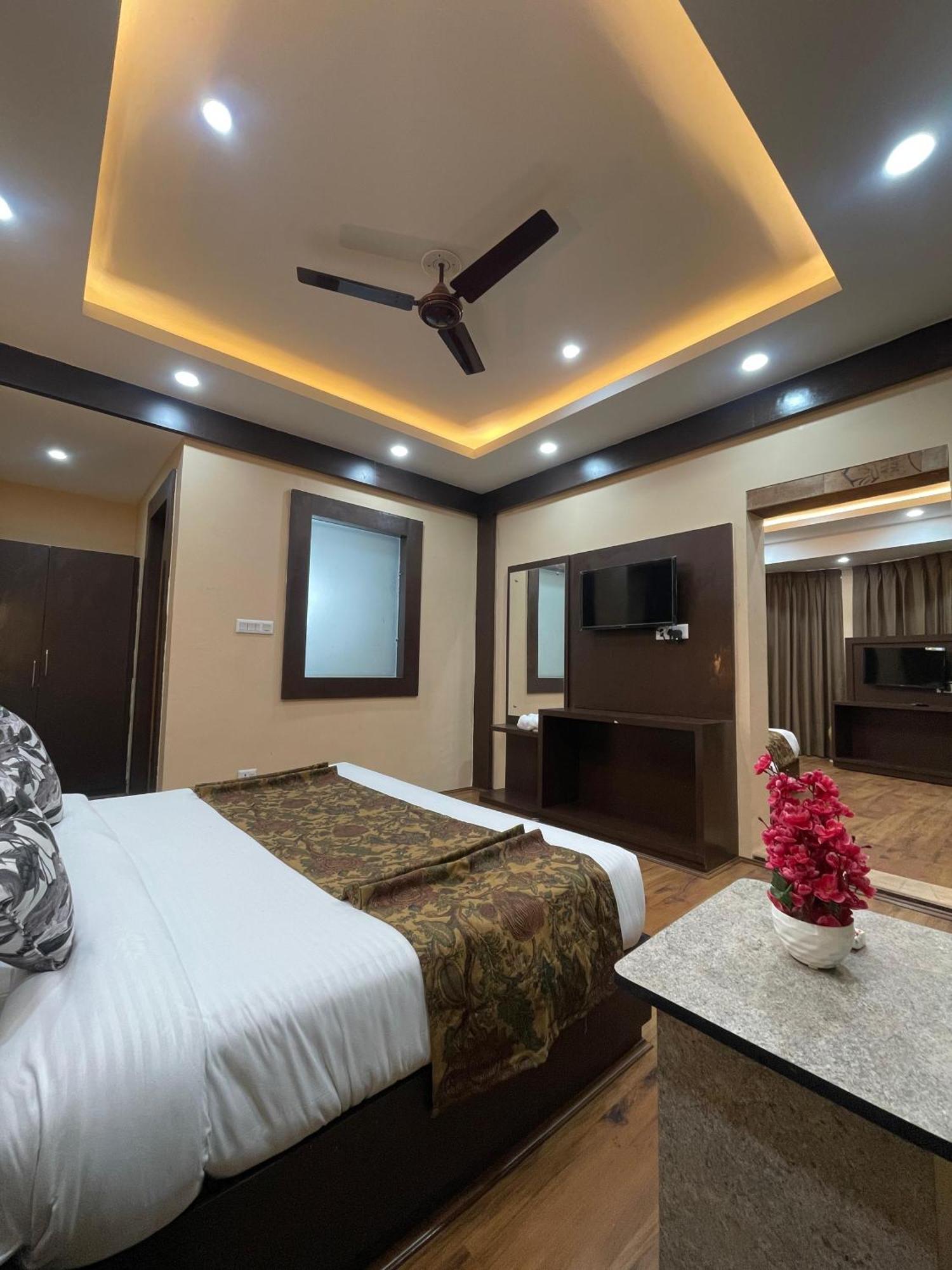Hotel Zoon Dabb Srinagar Airport Kashmir Exterior photo